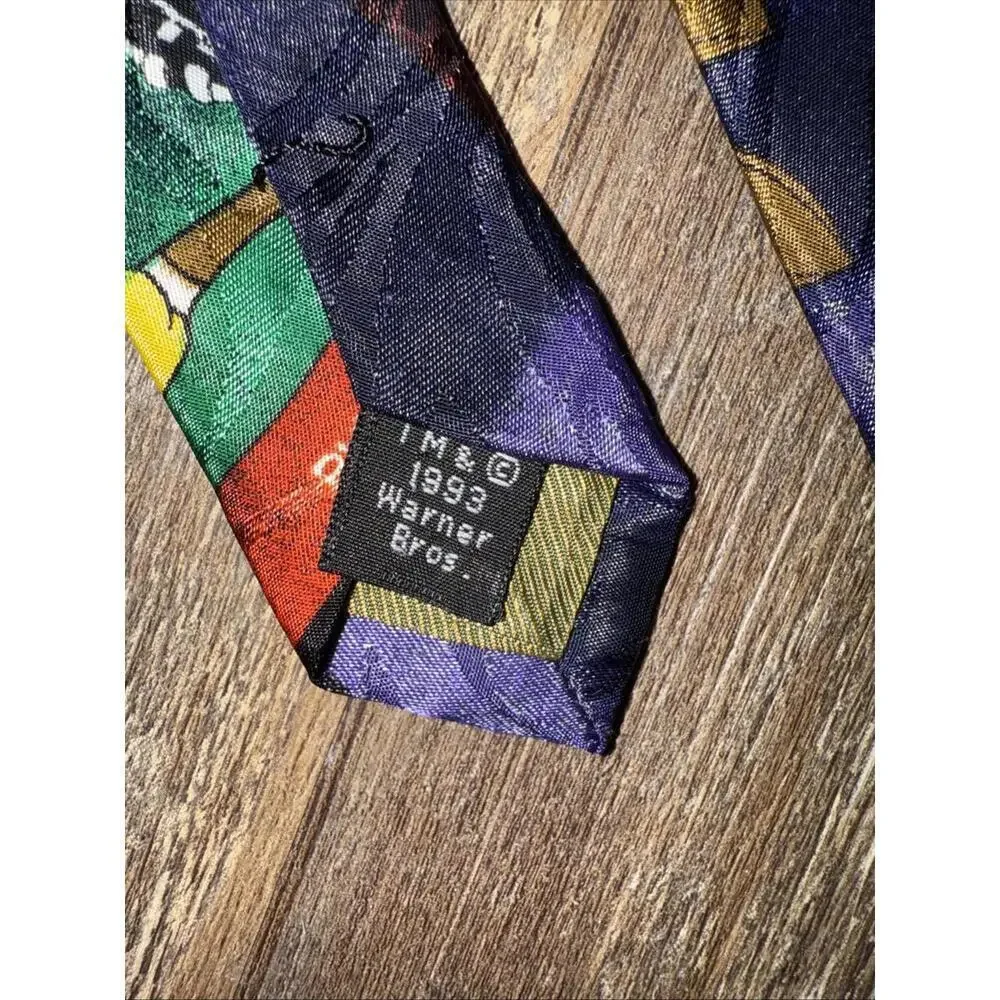 Vintage 1993 NFL Looney‎ Tunes Football Tie Sylvester Pepe Le Pew Wile Coyote